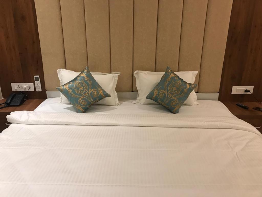 Hotel Hari Vilaas Varanasi Ngoại thất bức ảnh