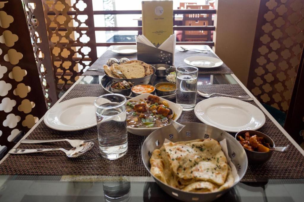 Hotel Hari Vilaas Varanasi Ngoại thất bức ảnh