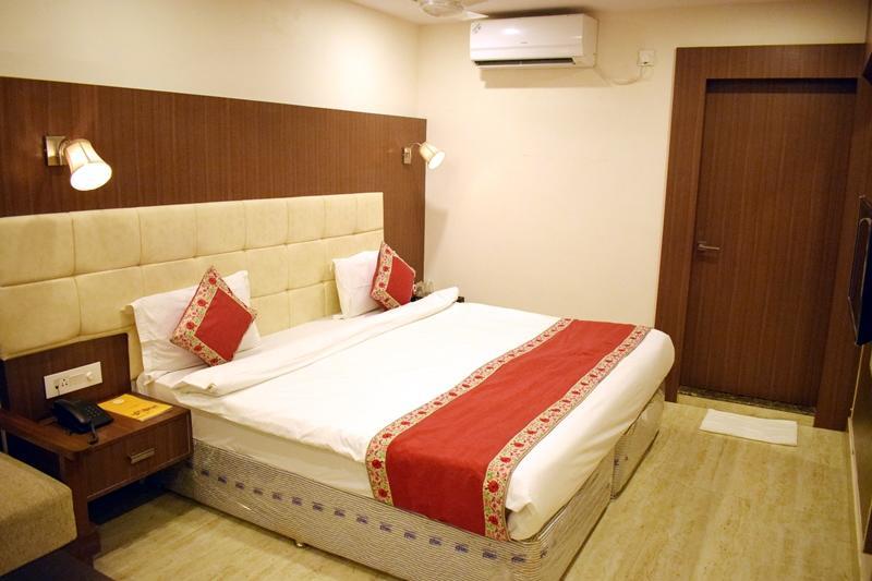Hotel Hari Vilaas Varanasi Ngoại thất bức ảnh