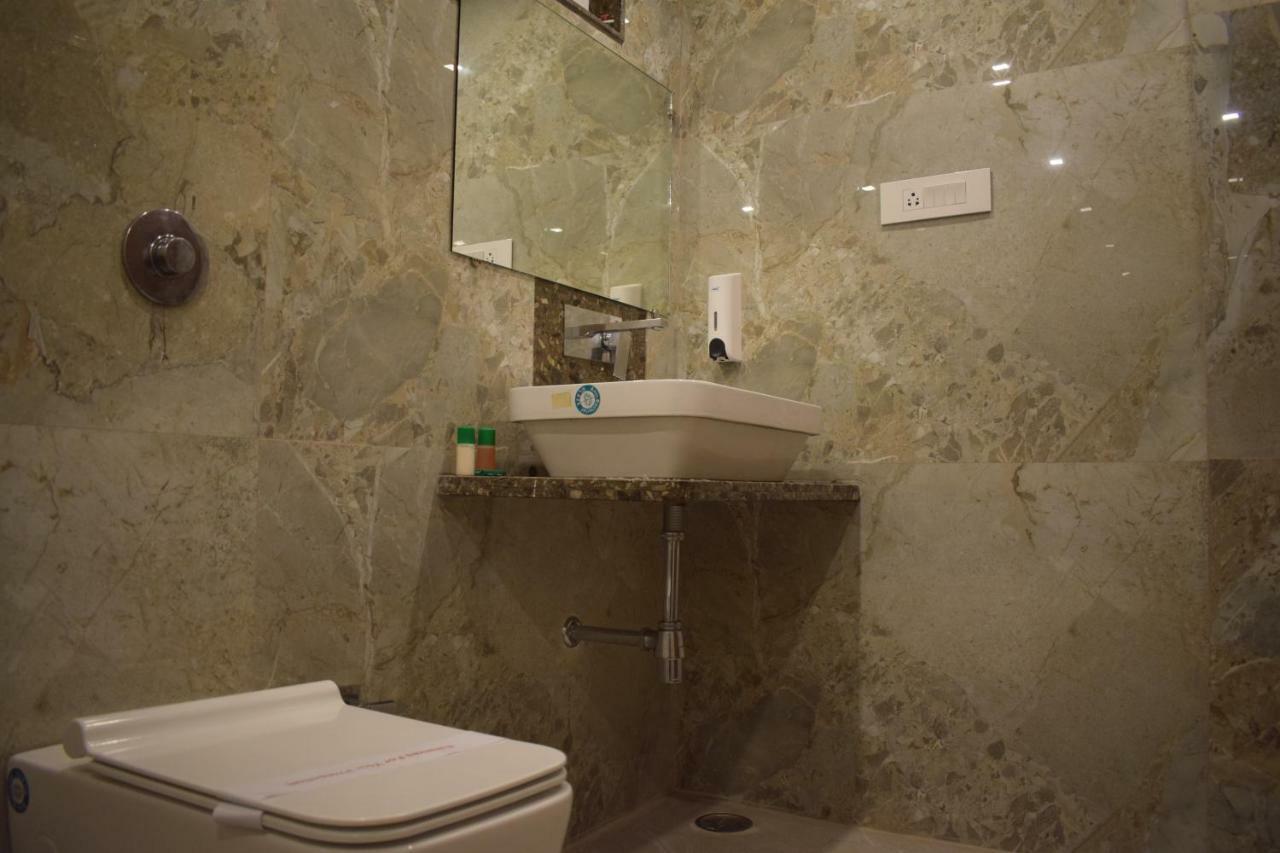Hotel Hari Vilaas Varanasi Ngoại thất bức ảnh